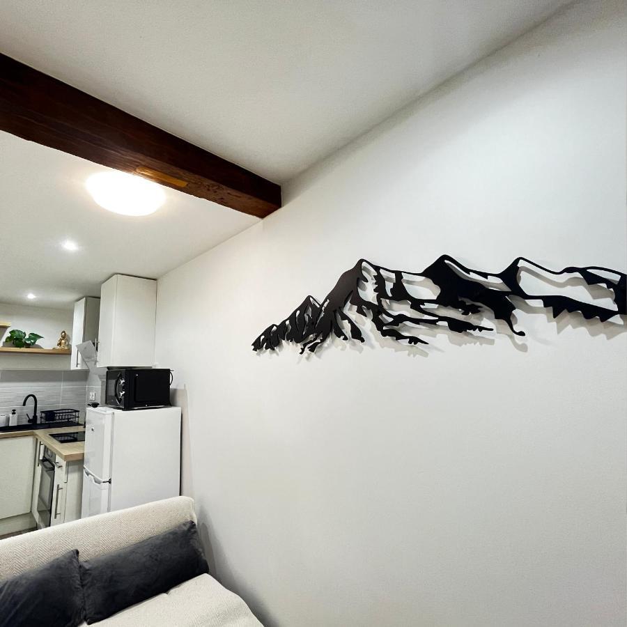 Beau Petit Appartement Au Coeur De L'Ariege. Tarascon-sur-Ariège Eksteriør billede